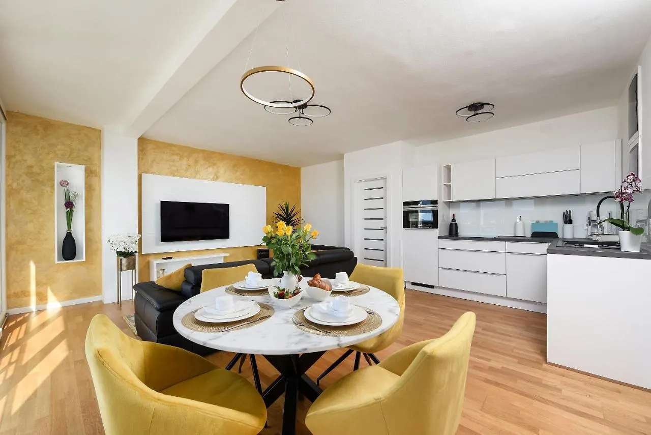 Zadar Sunset Penthouse With Spectacular View And Jacuzzi Appartement