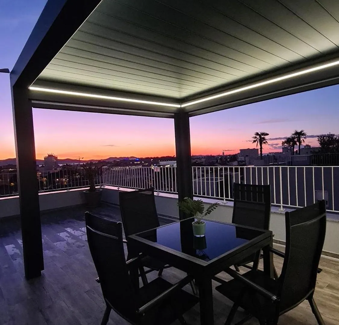 Zadar Sunset Penthouse With Spectacular View And Jacuzzi Appartement